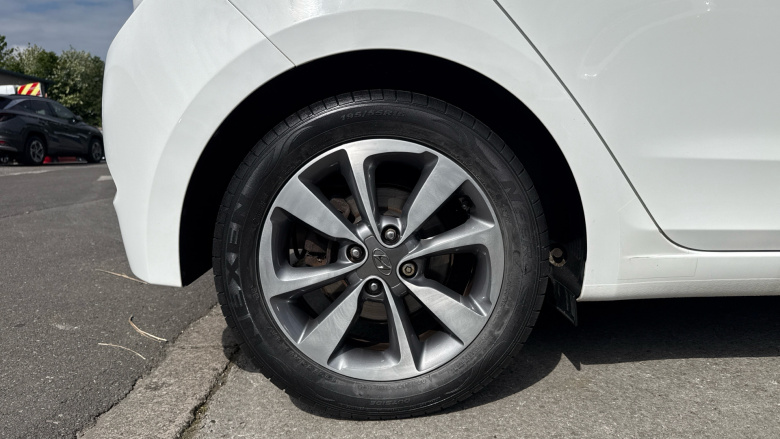 Hyundai i20 1.2 SE 5dr Petrol Hatchback